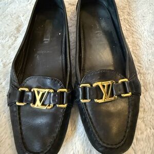Auth Louis Vuitton Black Leather Loafers with Gold Accents